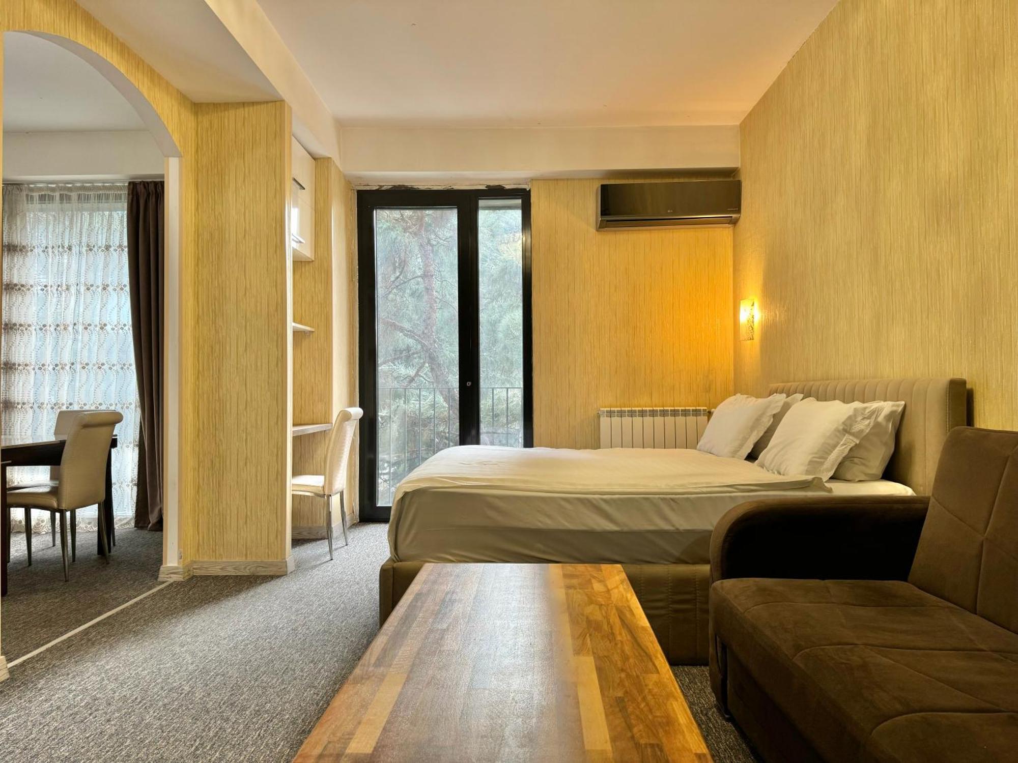 Full Comfort At Chavchavadze Apartment