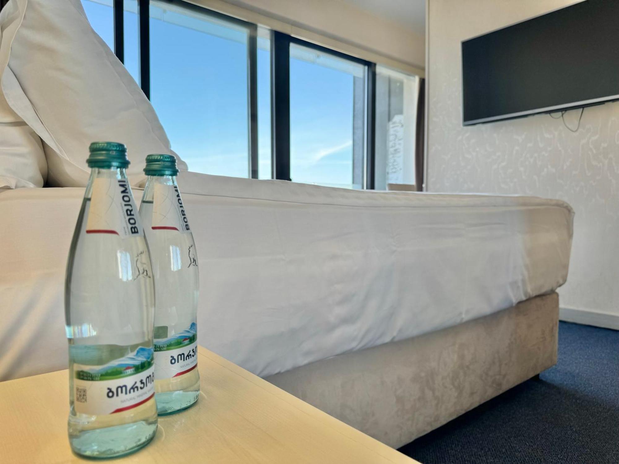 Full Comfort At Chavchavadze *